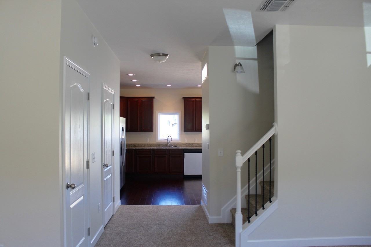 113 Cedar Point Ln - Photo 5 of 28