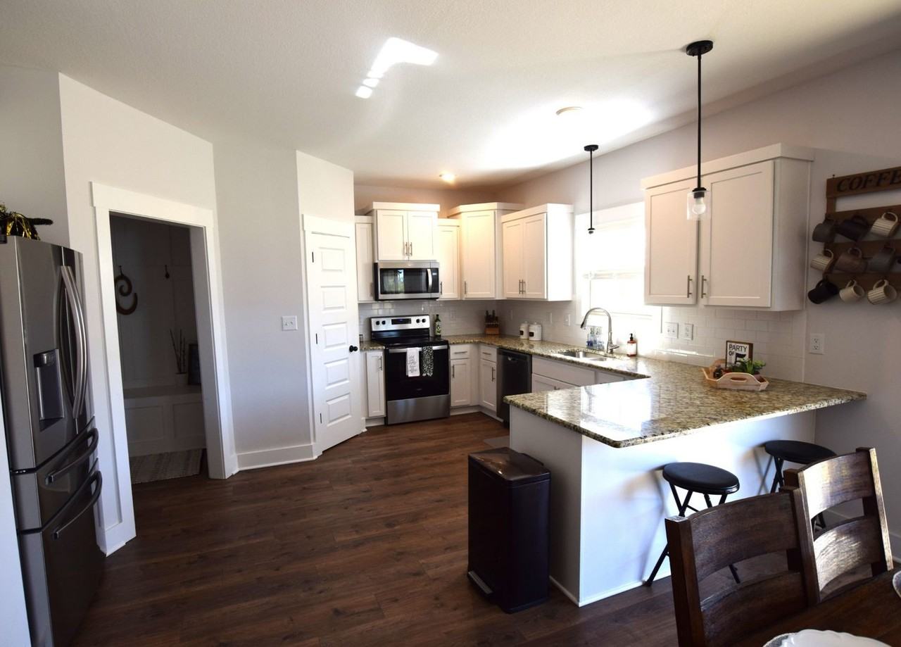 970 Cherry Blossom Ln - Photo 6 of 25