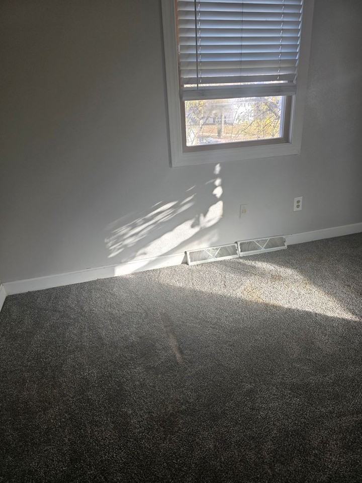 1324 S Annway Dr - Photo 4 of 5