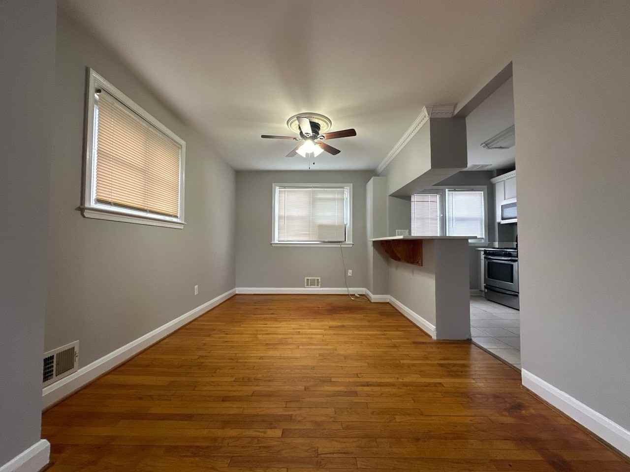 7615 Hillsway Avenue - Photo 4 of 18