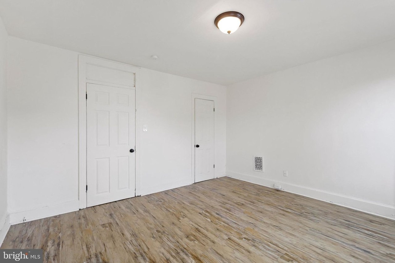 1409 Berryhill St - Photo 3 of 14