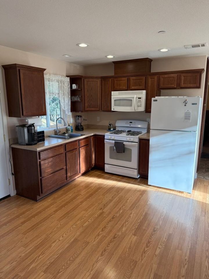 13970 Noble Oaks Dr - Photo 3 of 13