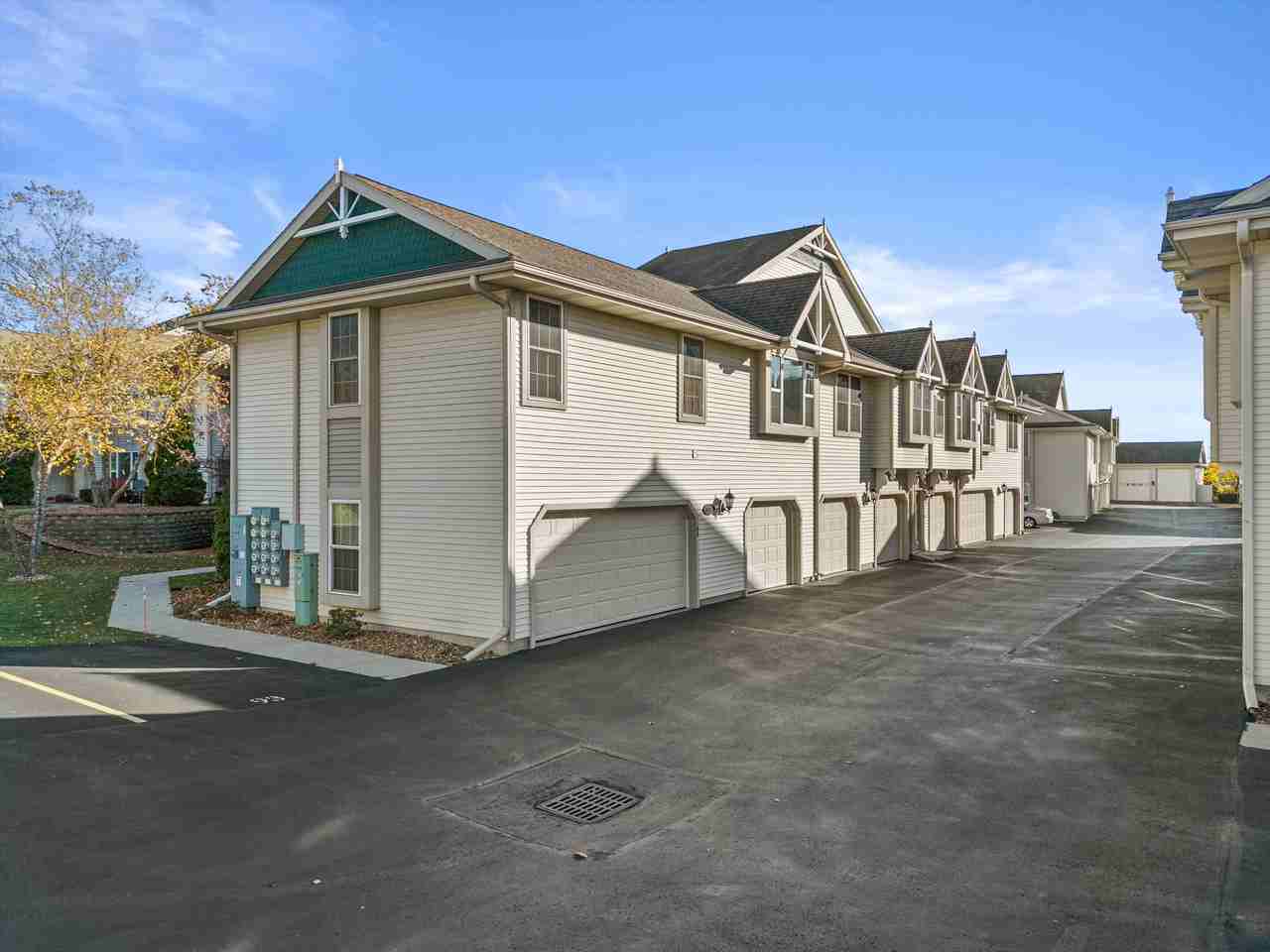 1515 92nd St #92 - Photo 2 of 34