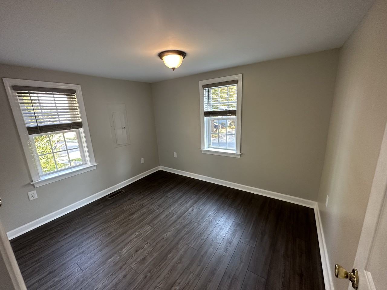 405 Elm St #NA - Photo 4 of 11