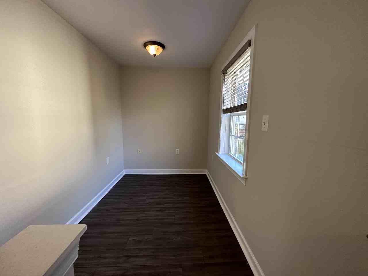 405 Elm St #NA - Photo 7 of 11