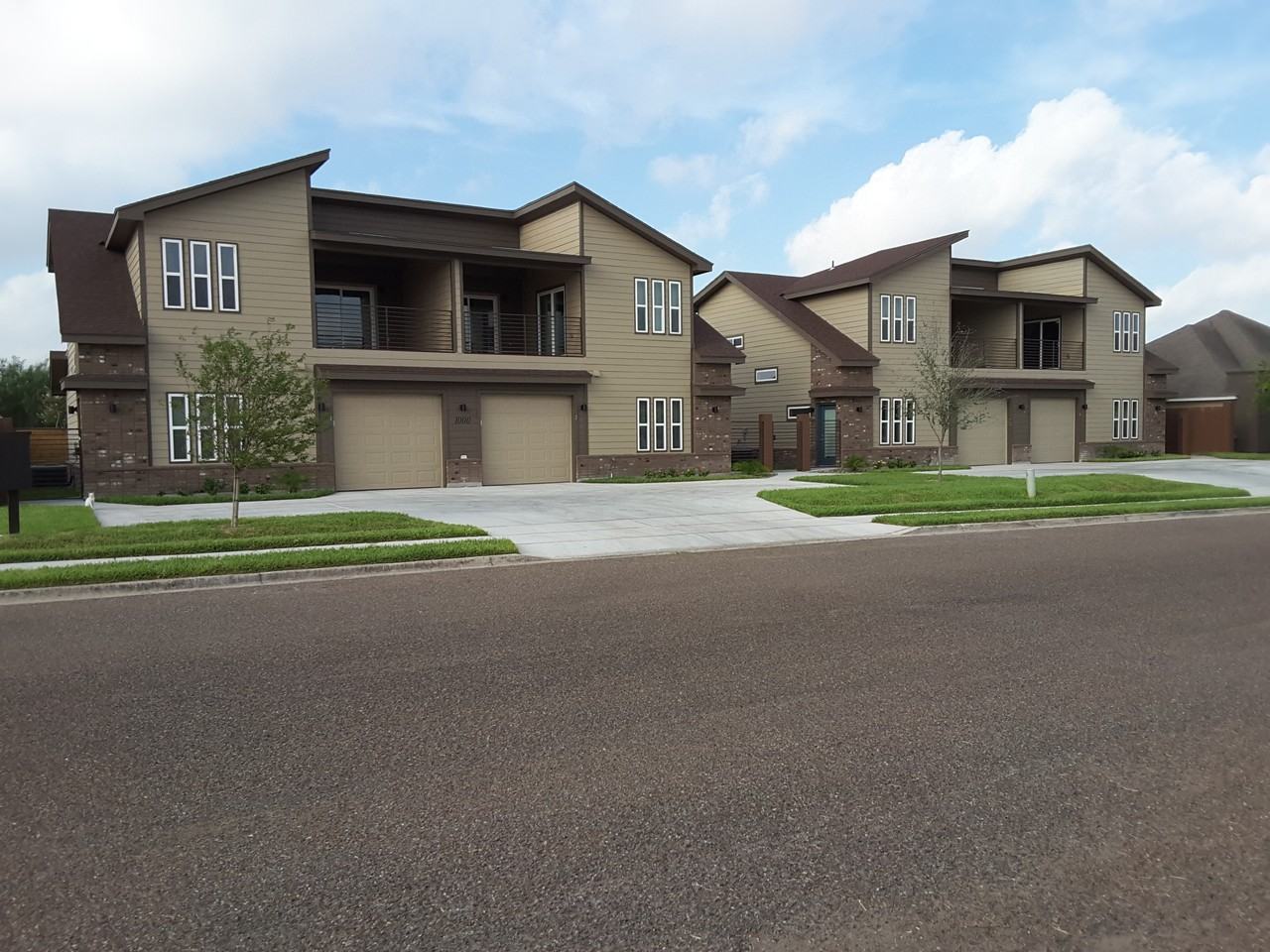 1000 E Daffodil Ave #1 - Photo 2 of 27