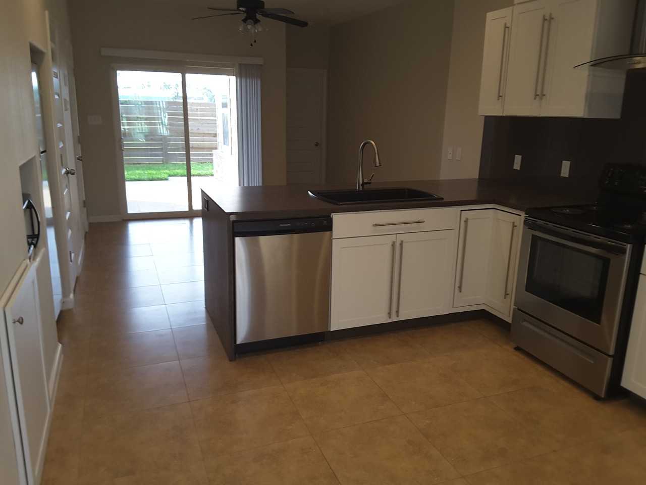 1000 E Daffodil Ave #1 - Photo 4 of 27