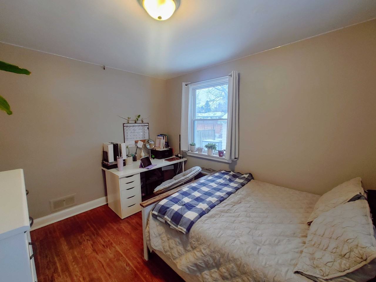 607 Portsmouth Ave #1 - Photo 3 of 12