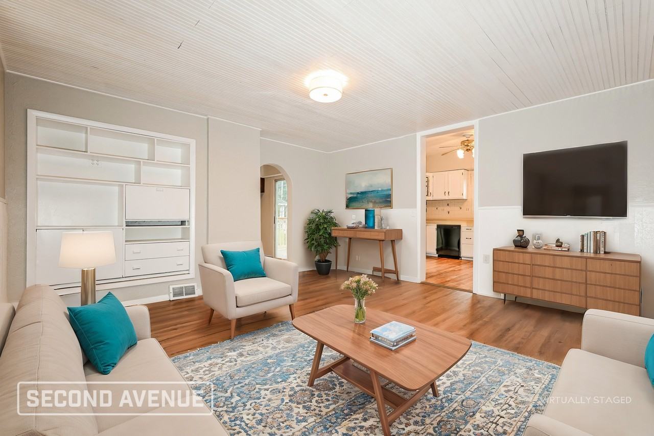 124 Leneake St - Photo 2 of 26