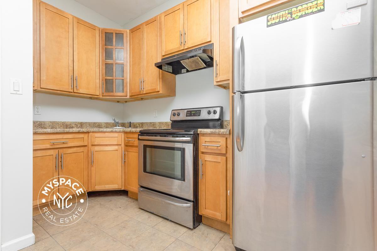 1471 Bushwick Ave #3R - Photo 2 of 9