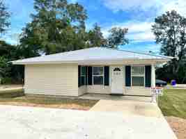 featured image of 102 Dunn Cir