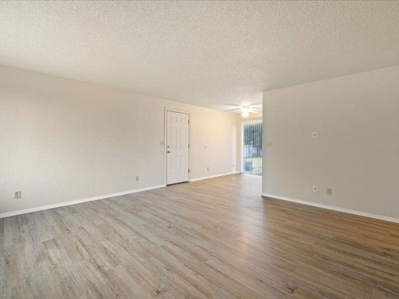 4940 Chukar Dr - Photo 3 of 15