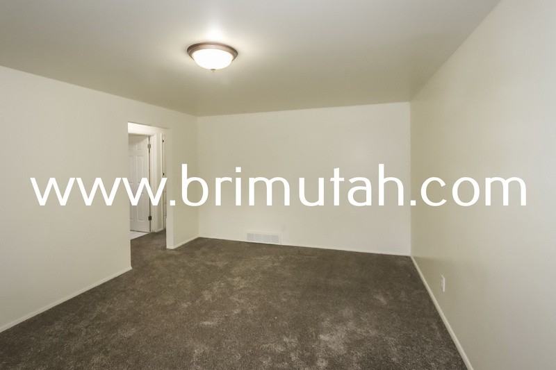 2795 Imperial St - Photo 2 of 11