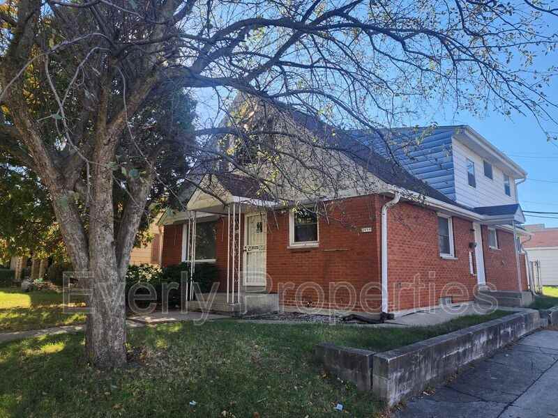 3959 N 75th St - Photo 2 of 13