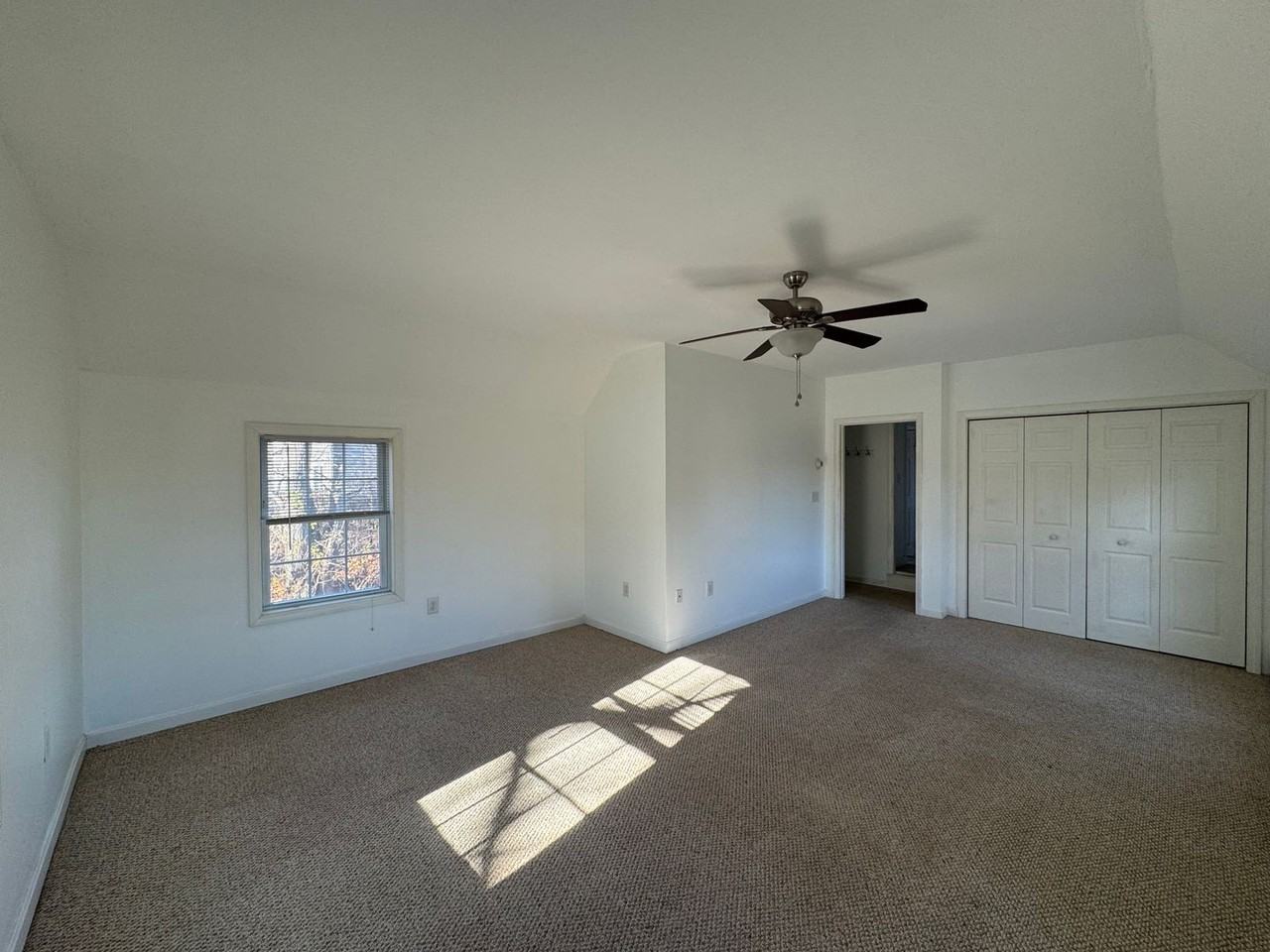 40 Gile St 2nd Fl - Photo 3 of 19