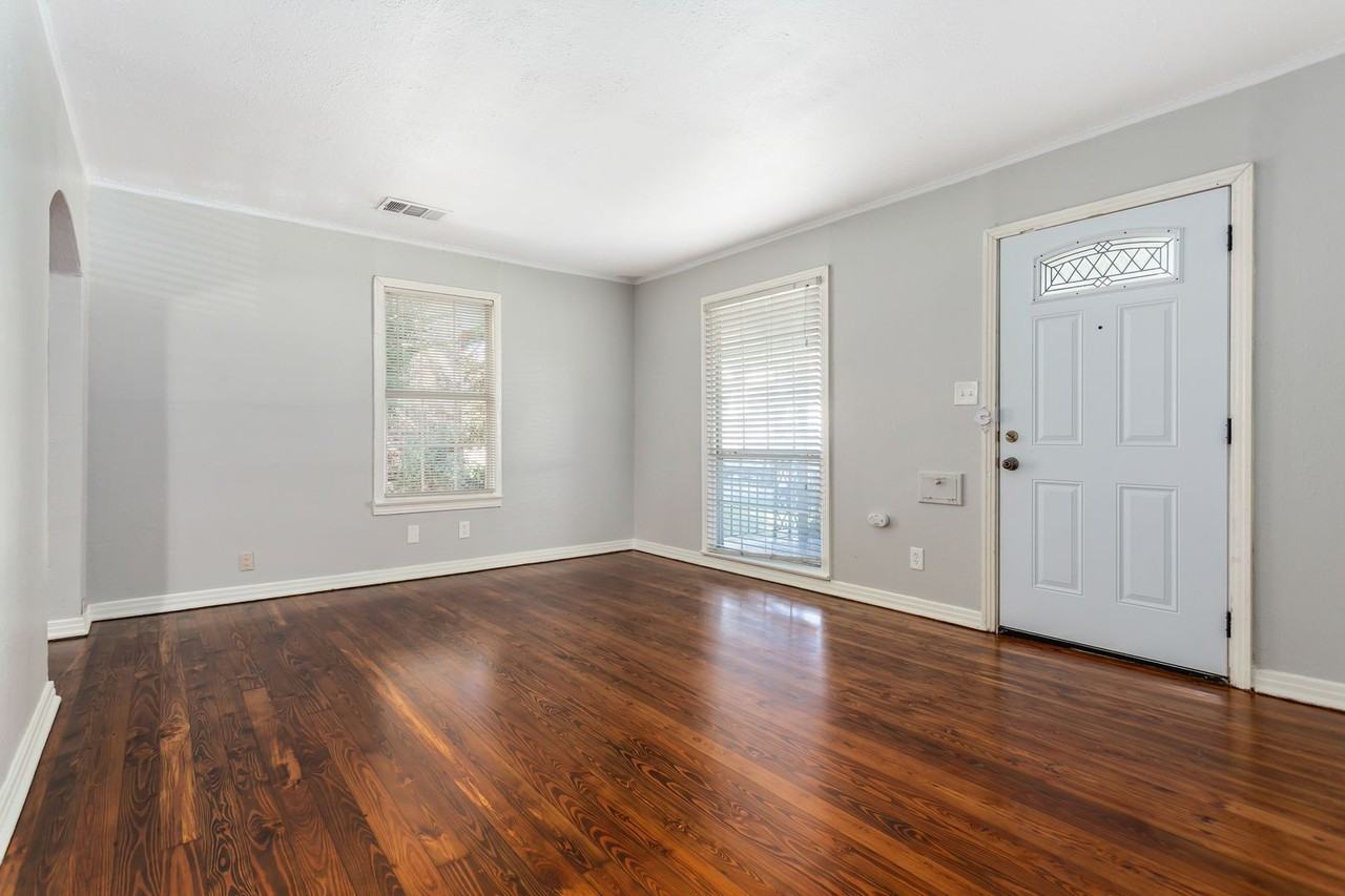 7326 Casa Loma Ave - Photo 3 of 29