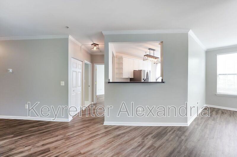 4951 Brenman Park Dr #2 - Photo 7 of 31