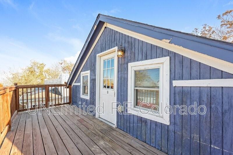 4736 Vine St #B - Photo 3 of 31