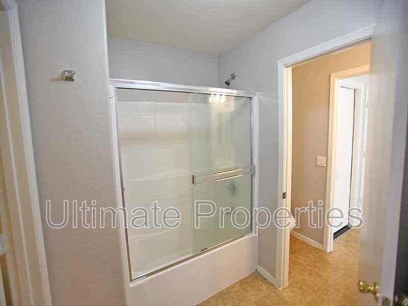 22541 W Lasso Ln - Photo 5 of 12