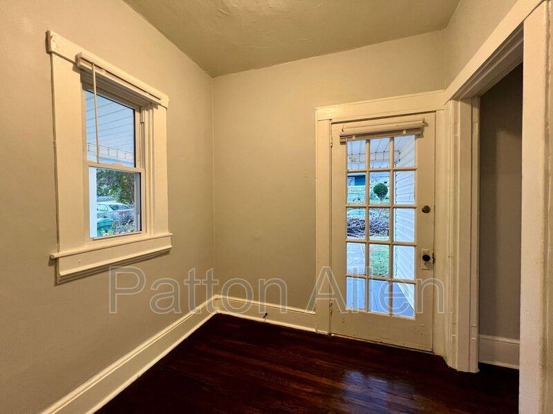 88 Montana Ave - Photo 4 of 28