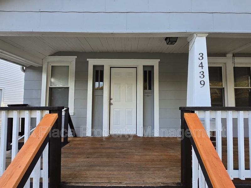 3439 Charlack Ave - Photo 2 of 11