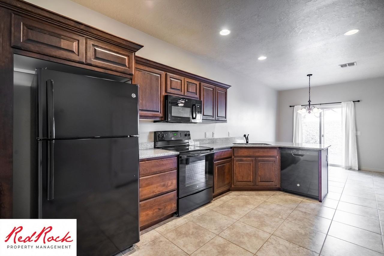 290 Buena Vista Blvd #21 - Photo 7 of 50