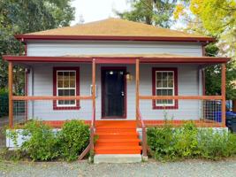 featured image of 331 Cross St