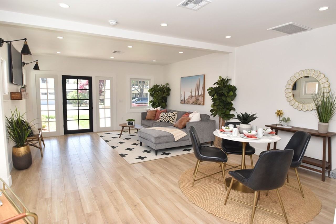 WHITING341 - Photo 2 of 6