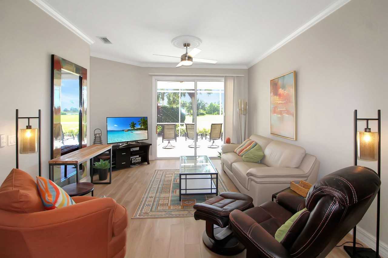 102 Woodbridge Dr #2 - Photo 3 of 15