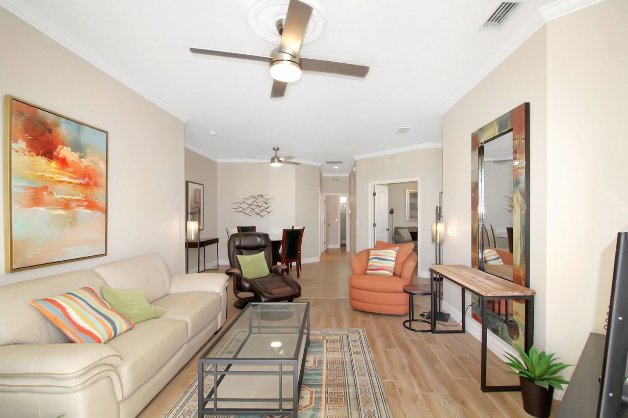 102 Woodbridge Dr #2 - Photo 4 of 15