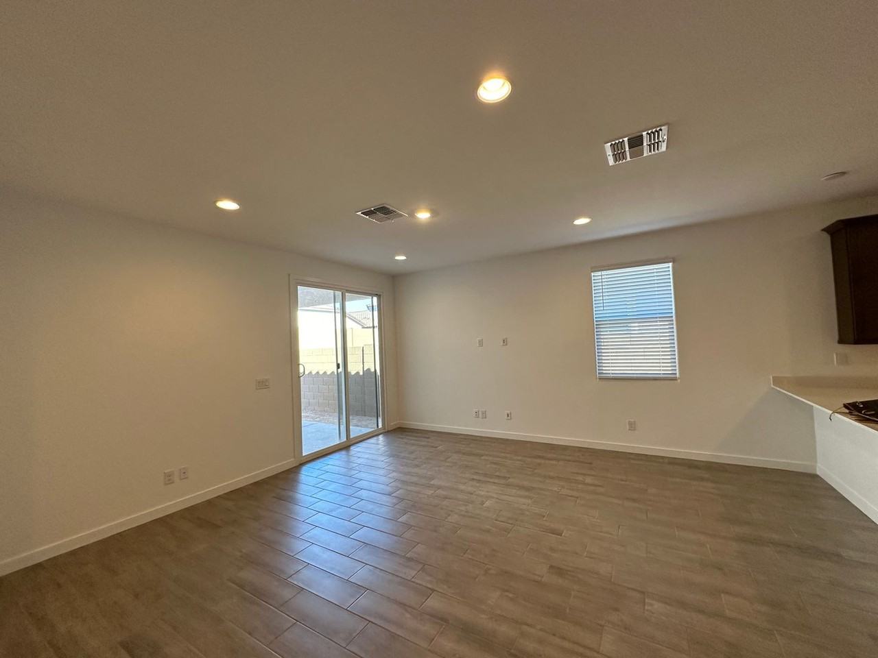 3228 W Morning Vista Ln - Photo 6 of 28