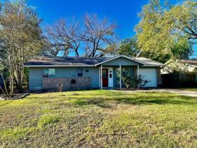 312 Magnolia St - Photo 1 of 1