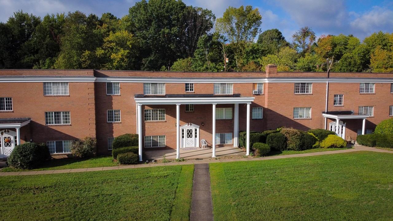 Craigdell Gardens - Photo 5 of 15