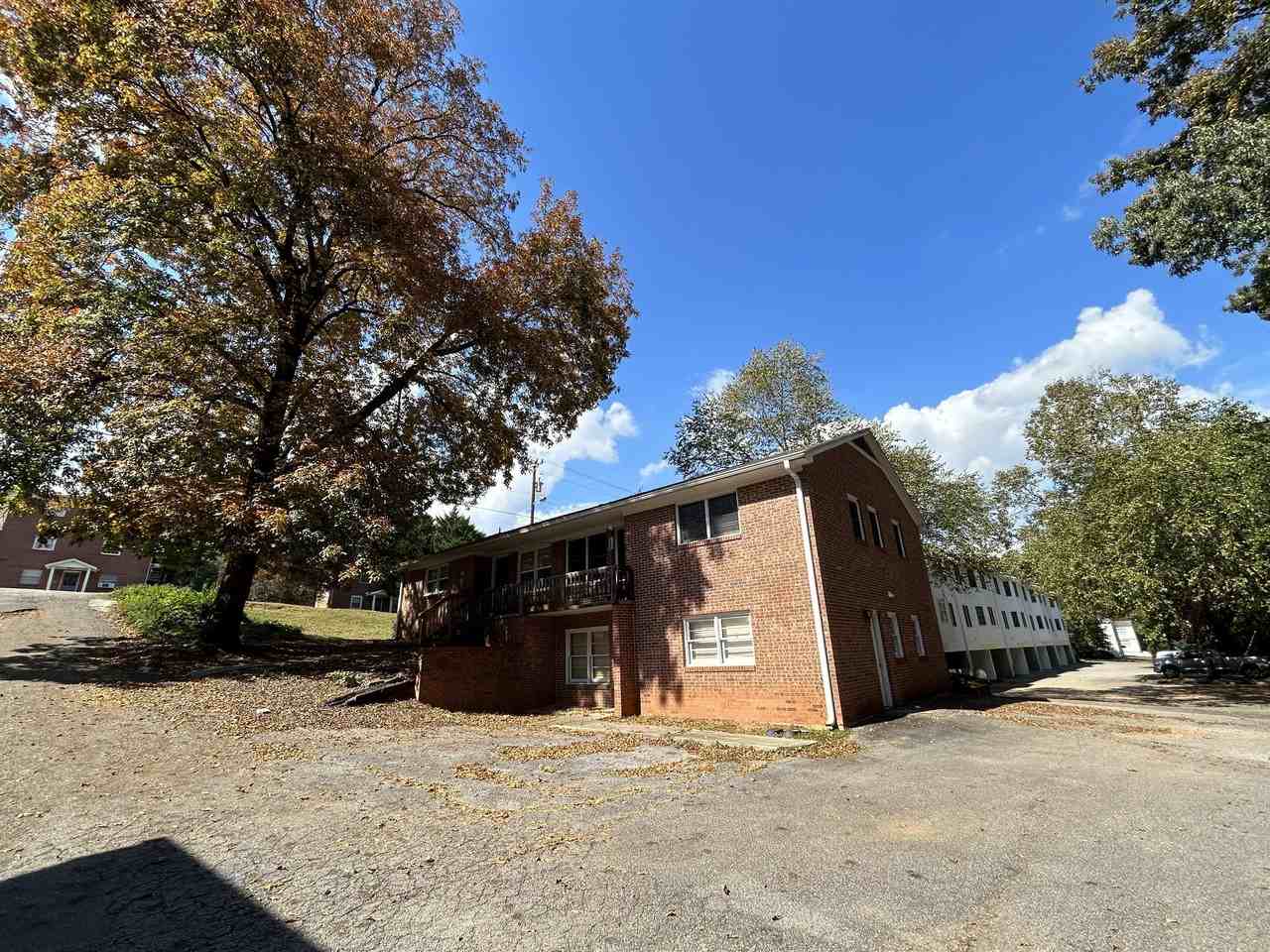 816 College Avenue - Photo 2 of 2