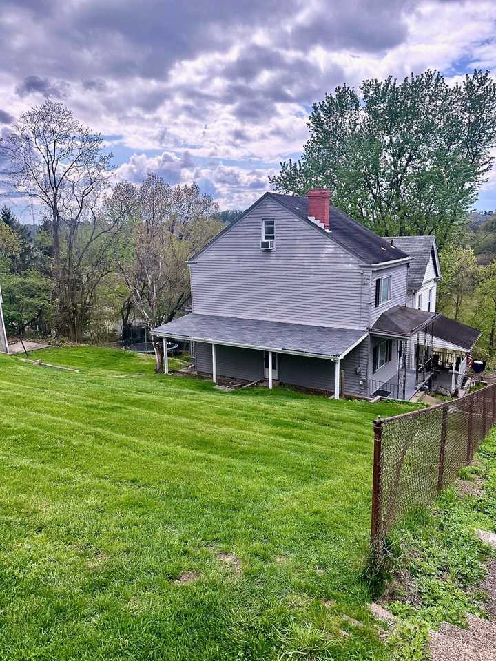 1407 Virginia Ave - Photo 5 of 26