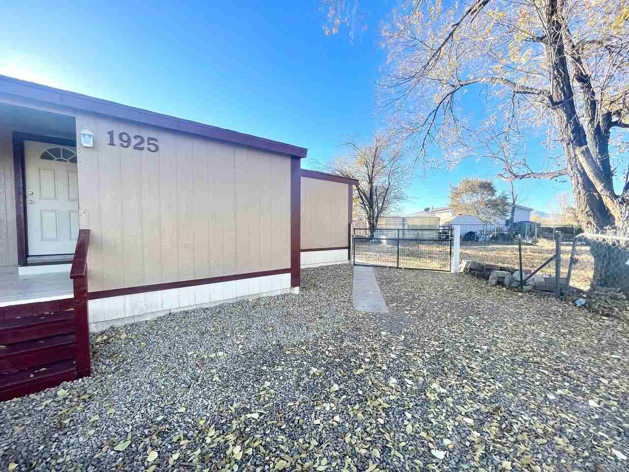 1925 E Road 2 N - Photo 3 of 17