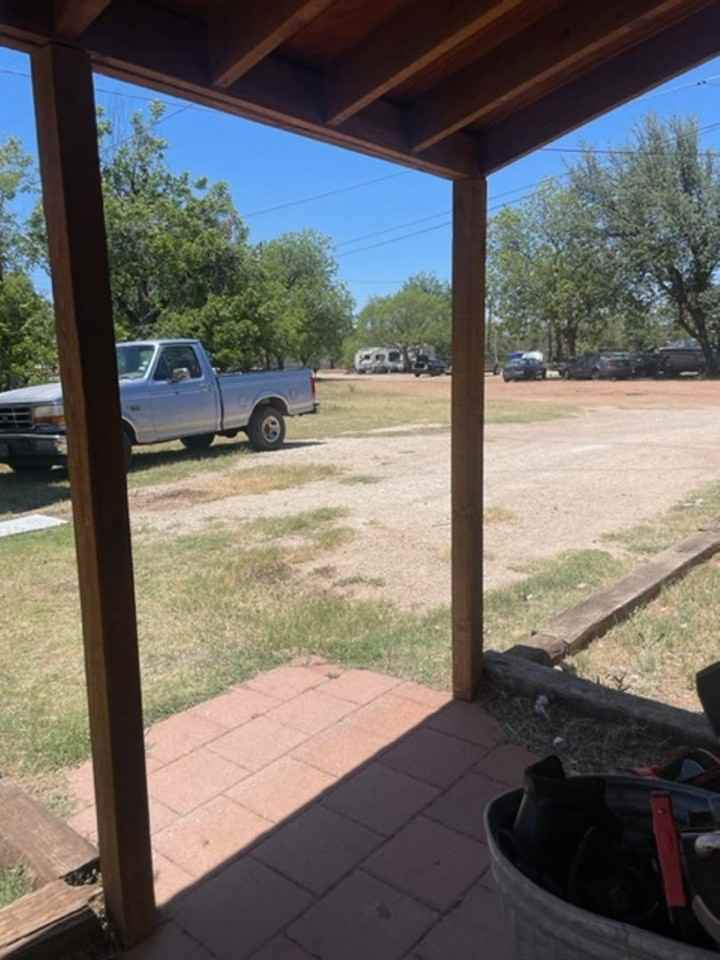 2826 Pine St - Photo 3 of 7