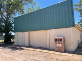 featured image of 2826 Pine St