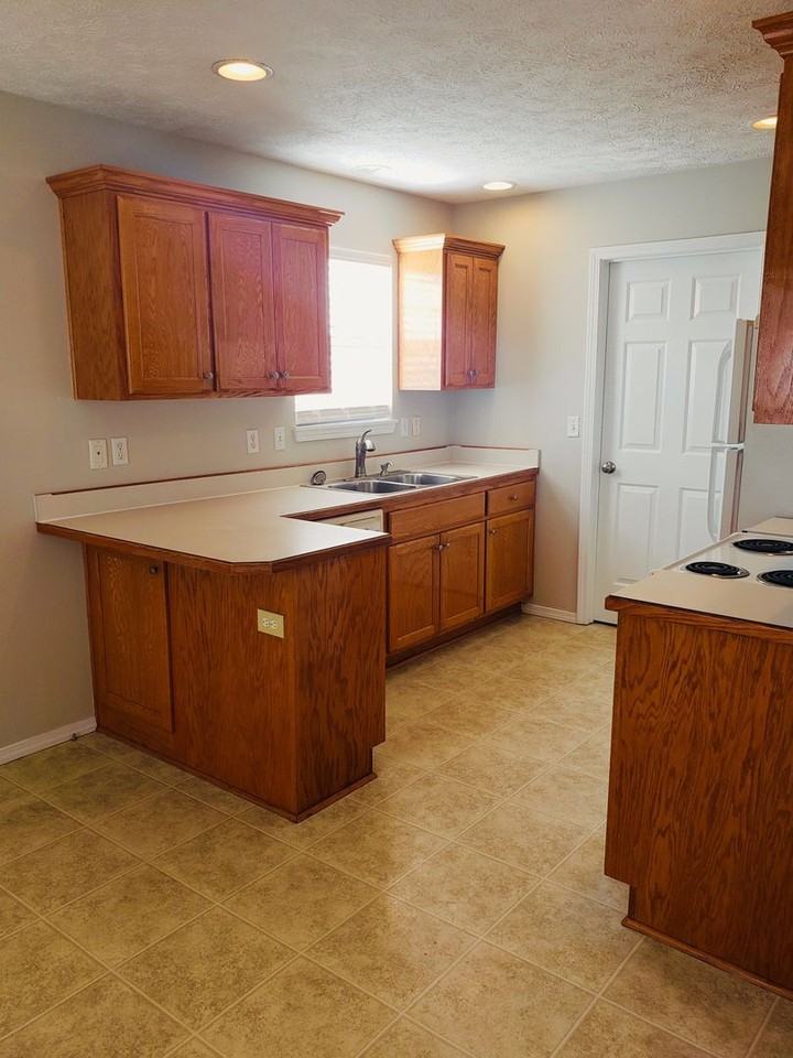 3518 S Brunswick Ave - Photo 7 of 23