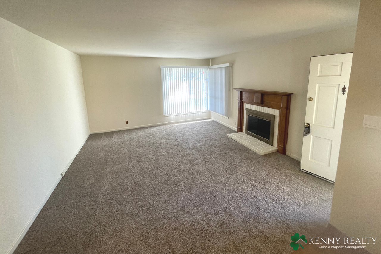 59 Arlington Dr - Photo 2 of 17