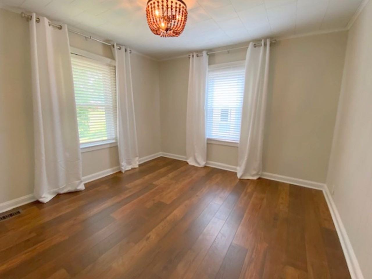 10 Douglas Pl - Photo 7 of 16