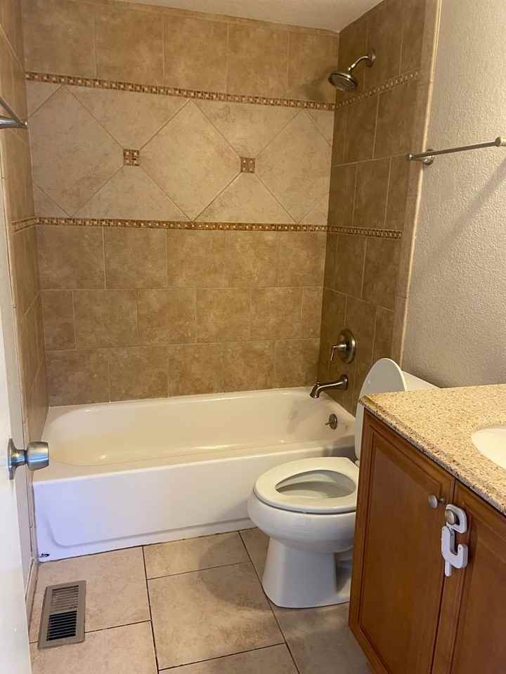 4530 Field St - Photo 3 of 17