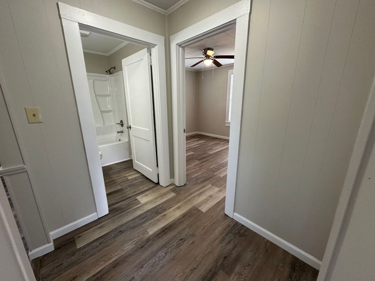 805 Reynolds Rd - Photo 6 of 11