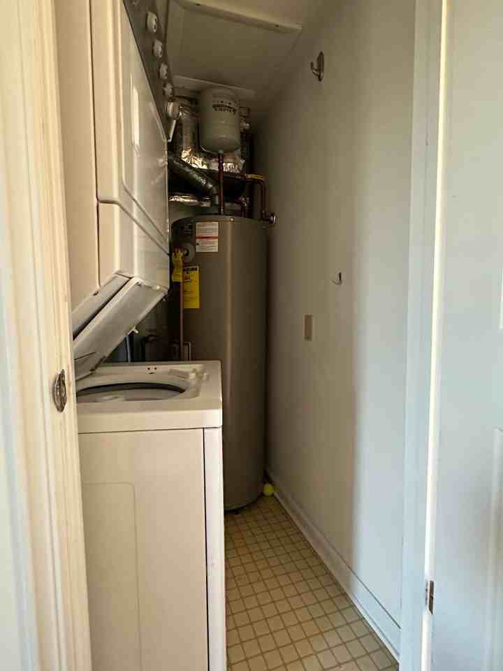 606 Tudor Dr - Photo 7 of 14