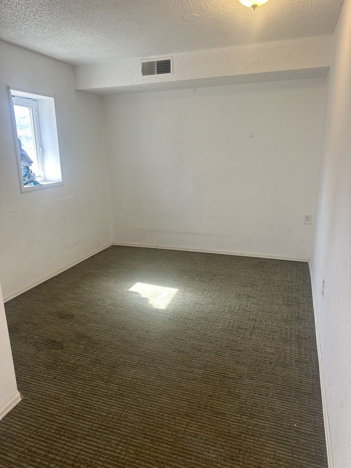 1428 7th Avenue - Photo 4 of 6