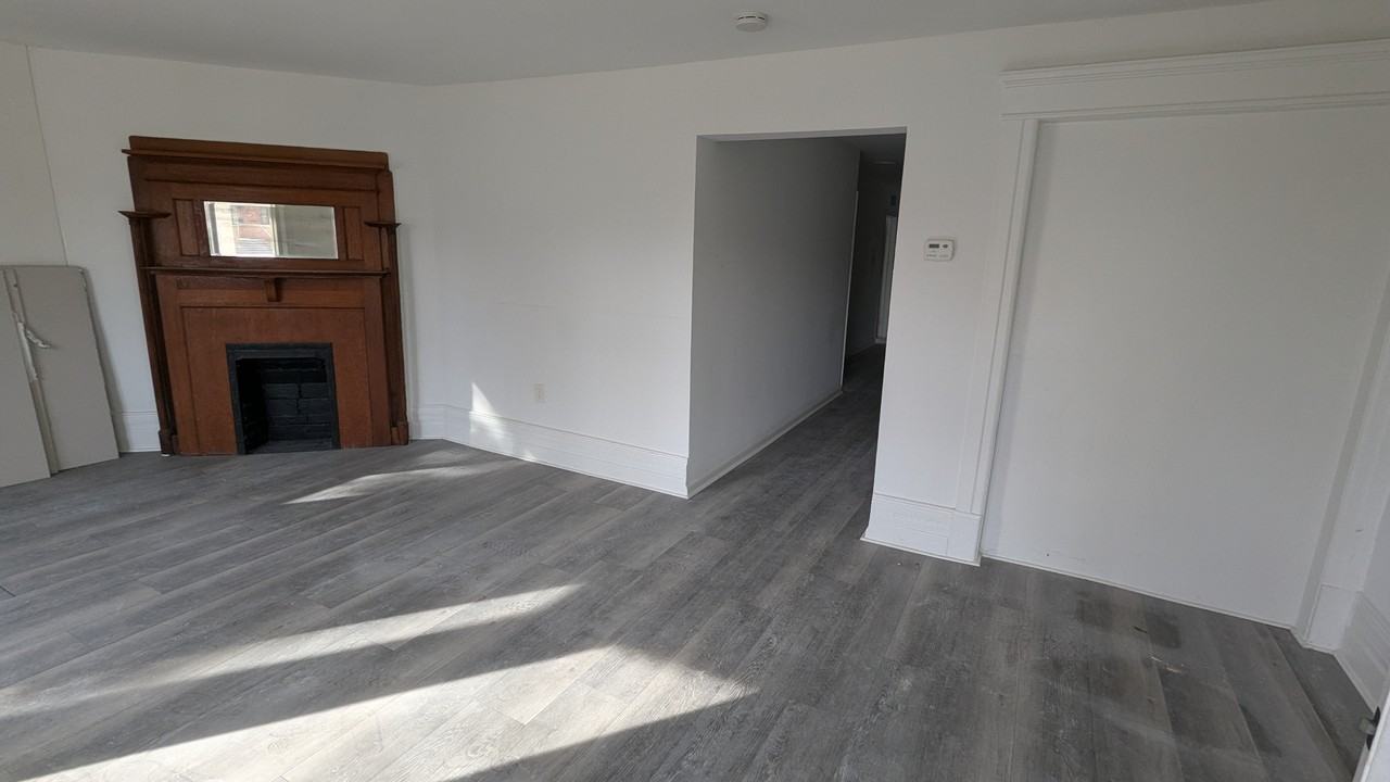 1523 Saint Clair River Dr #1 - Photo 2 of 6