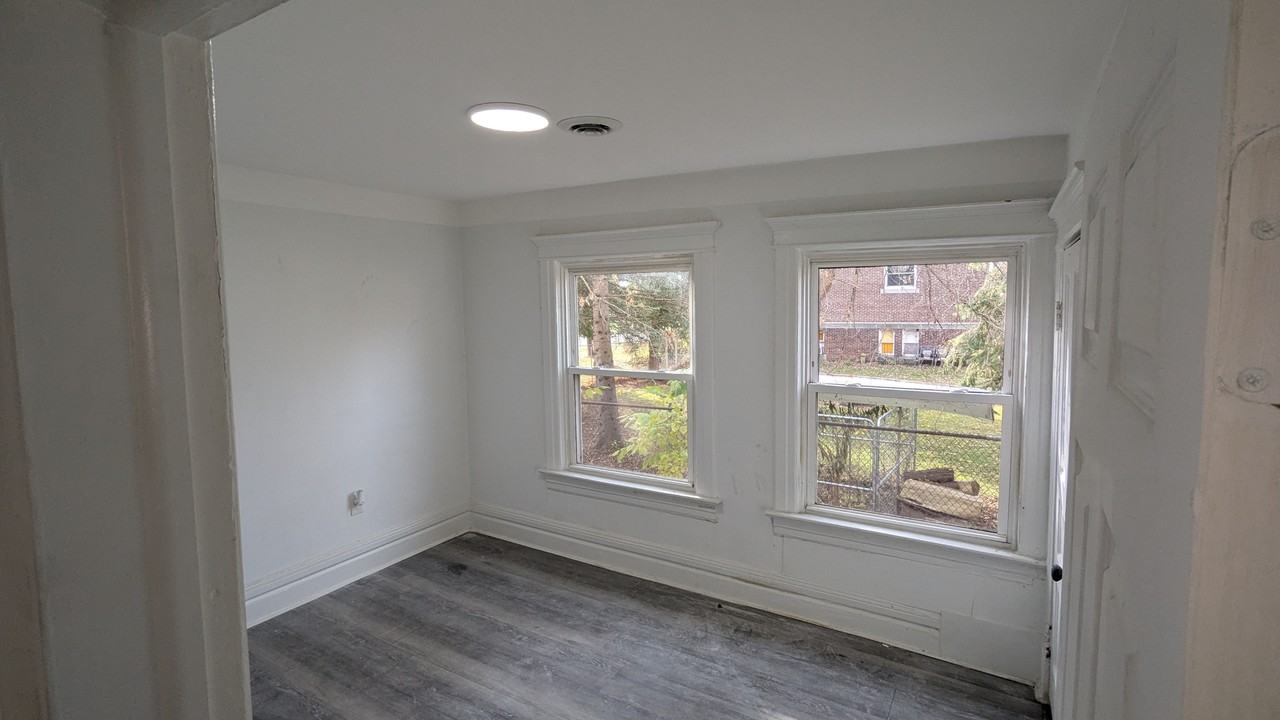 1523 Saint Clair River Dr #1 - Photo 3 of 6