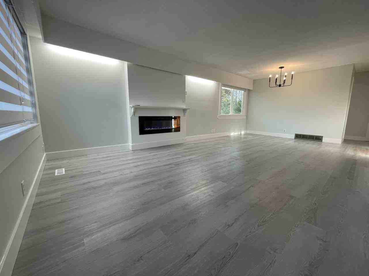 7075 Trudy Court - Photo 2 of 5