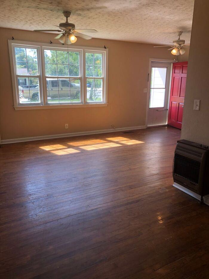 775 Morgan Ave - Photo 3 of 39