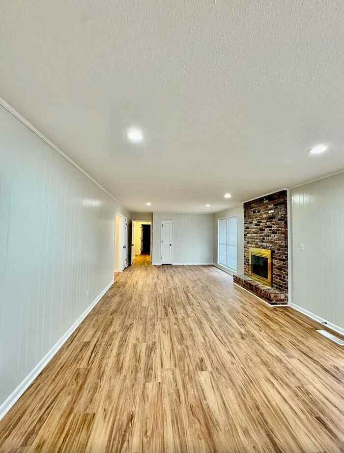 3517 Kilkenny E - Photo 3 of 21